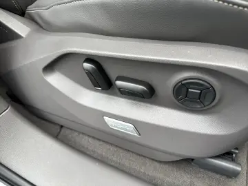 VW Touareg Atmosphere eHybrid AHK Matrix 360 21  EO