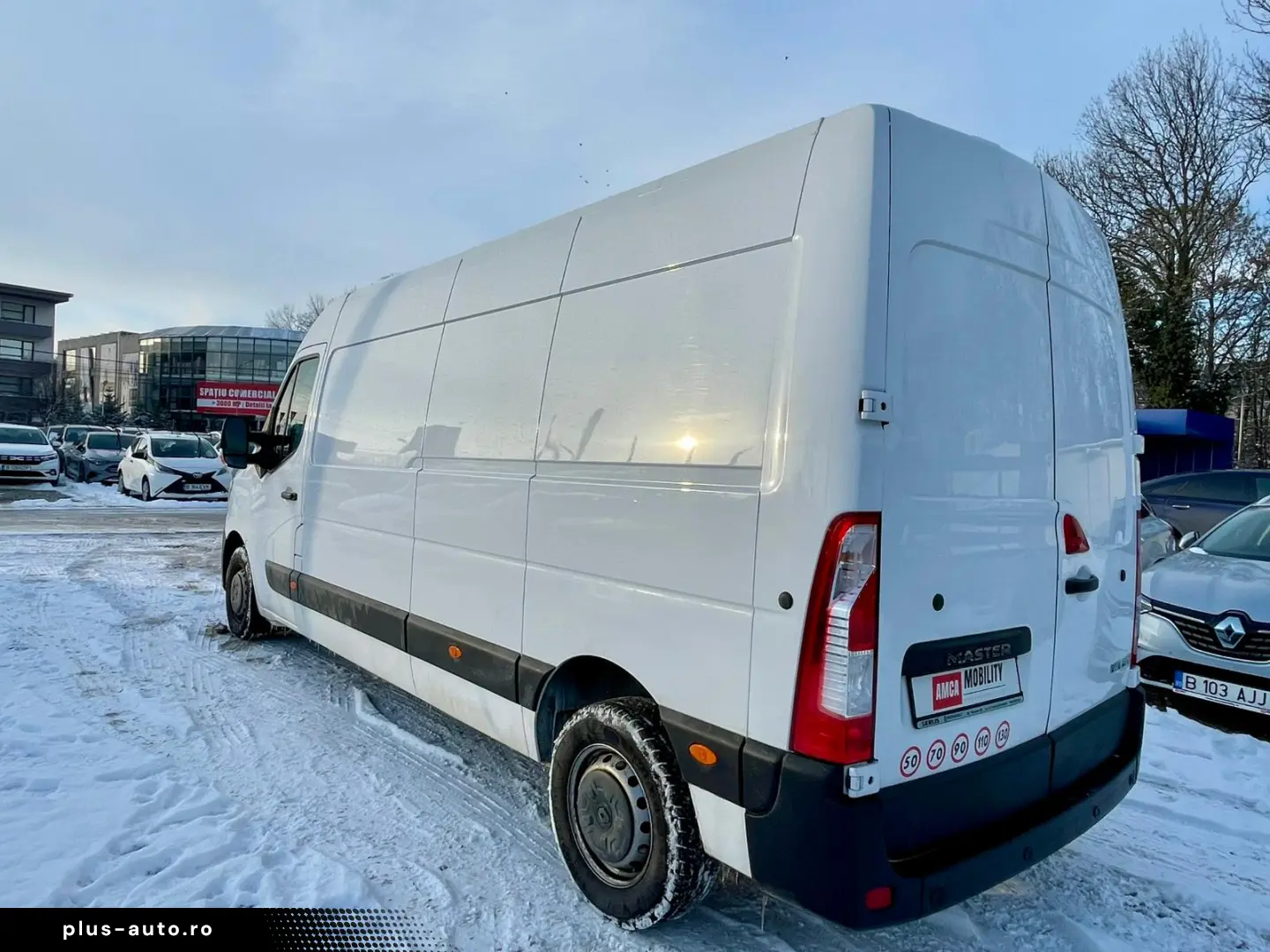 Renault Master 2.3 Blue 135 TT Furgon CD 3 5t L3H2 9 m3