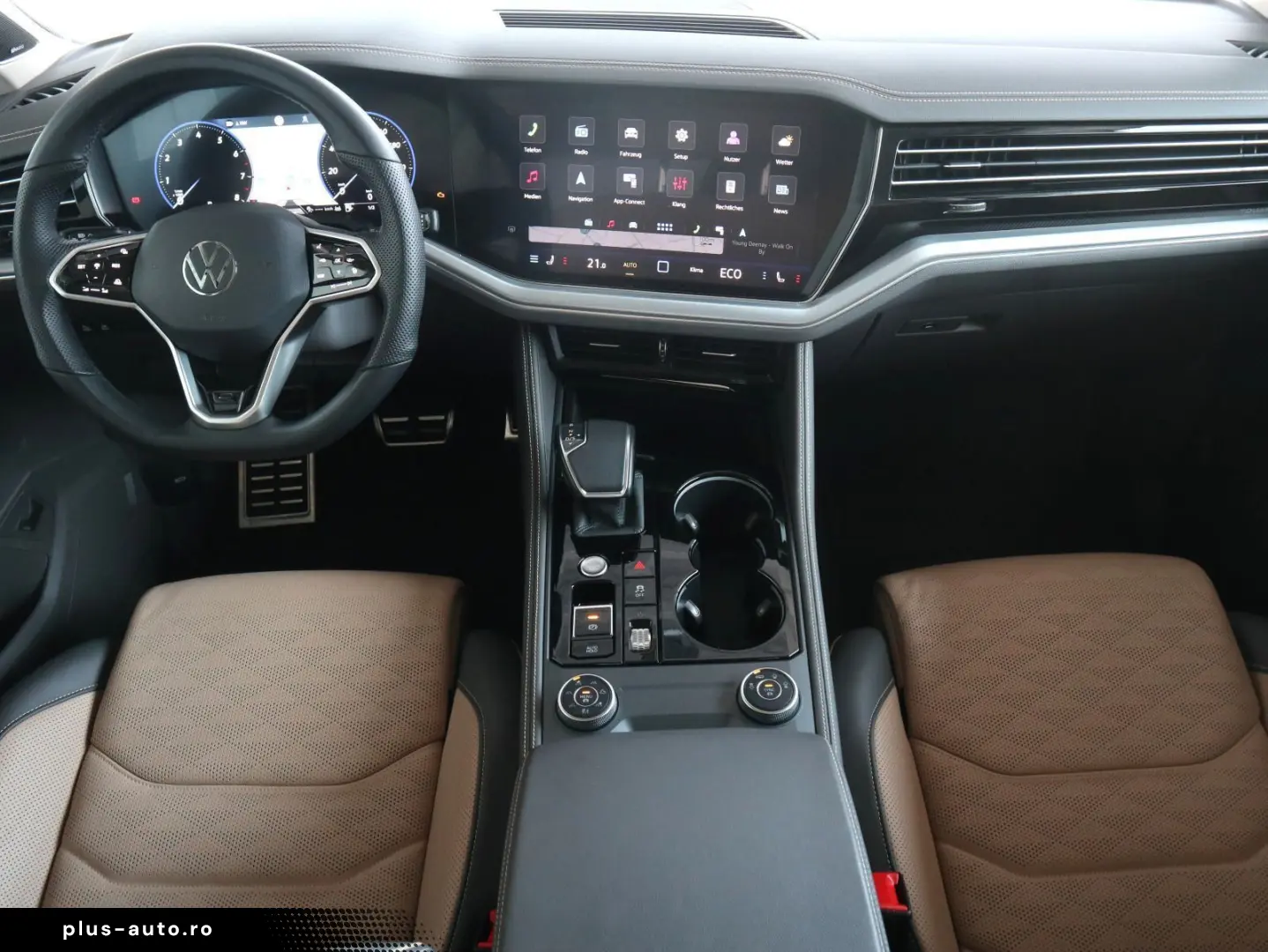 VW Touareg R-Line 3.0 V6 TSI DSG 4Motion PANO AHK L