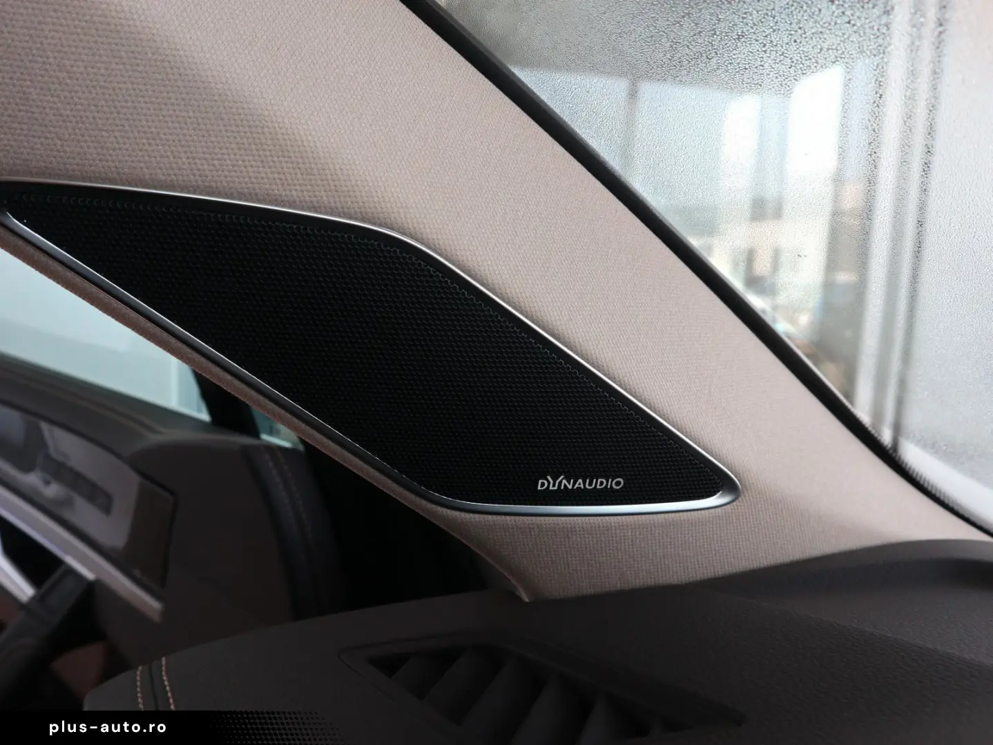 VW Touareg R-Line 3.0 V6 TSI DSG 4Motion PANO AHK L