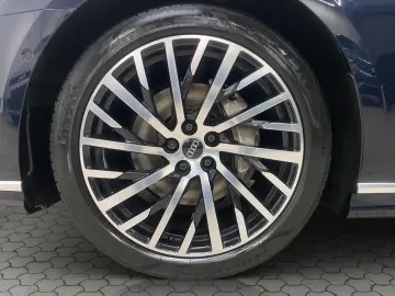 AUDI Audi A8 50 TDI quattro Matrix Pano B&O Leder Hea