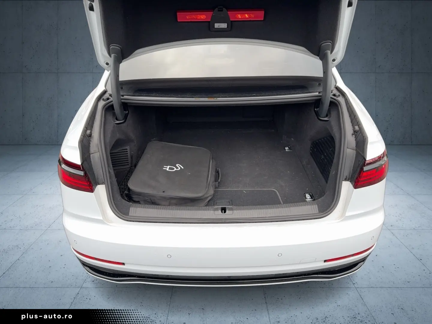 AUDI A8 60 TFSI e S line exclusive Pano HuD B&O Assis