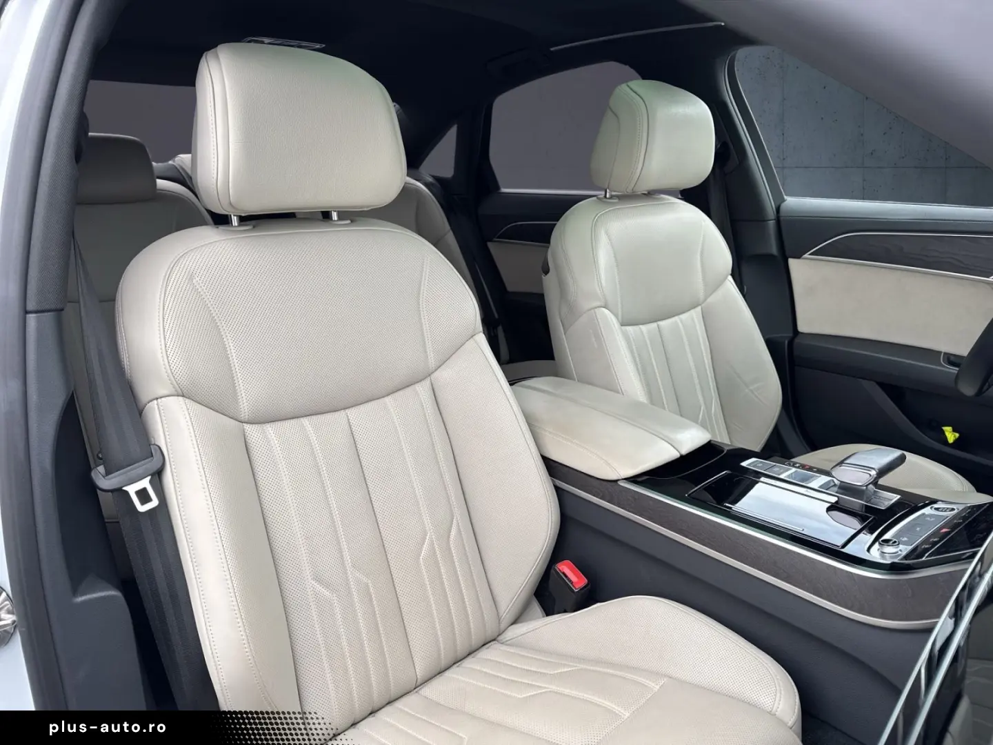 AUDI A8 60 TFSI e S line exclusive Pano HuD B&O Assis