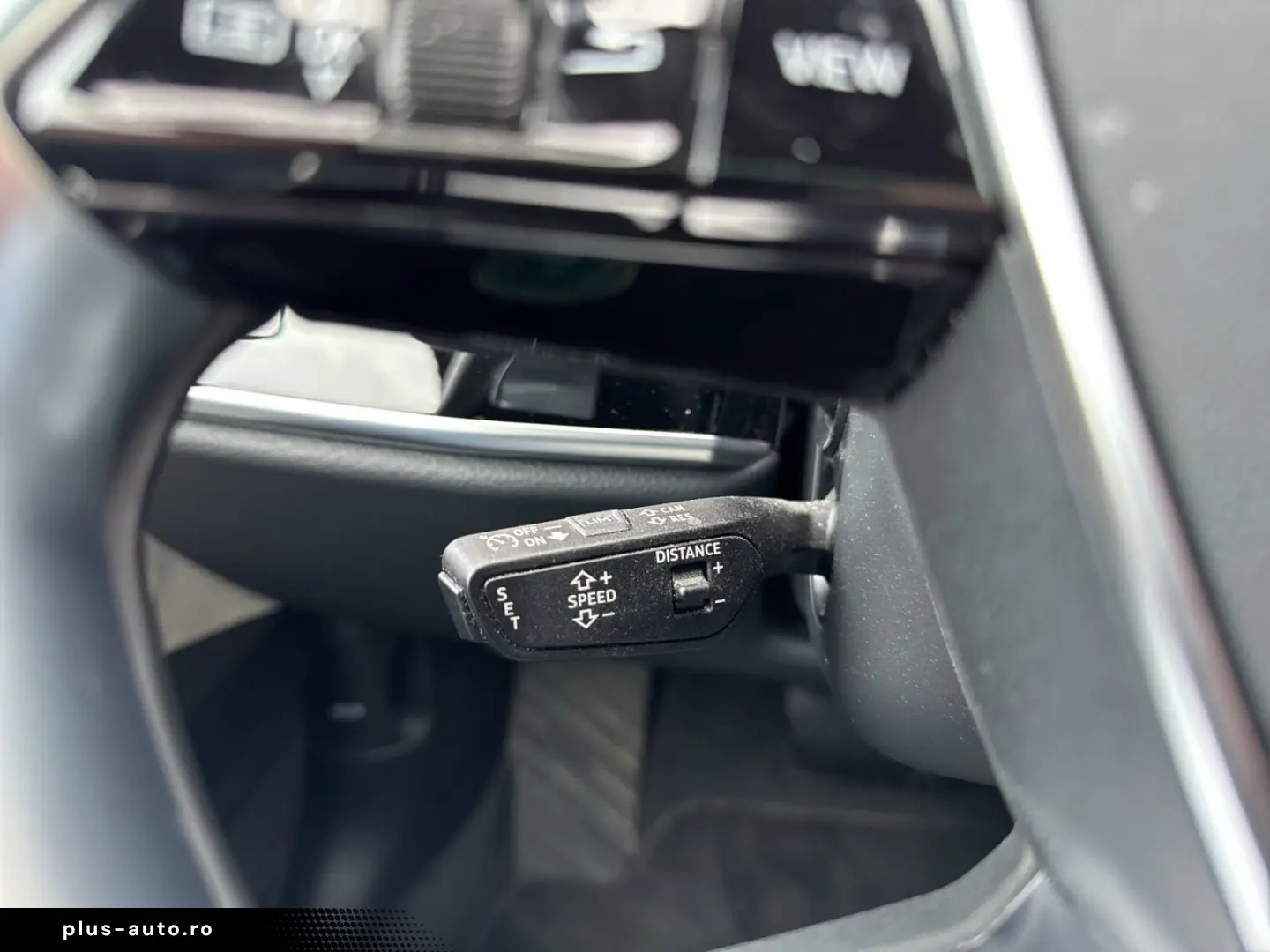 AUDI A8 60 TFSI e S line exclusive Pano HuD B&O Assis