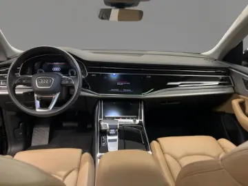 AUDI Q8 50 TDI quattro tiptr. LED STDHZG PANO NAVI