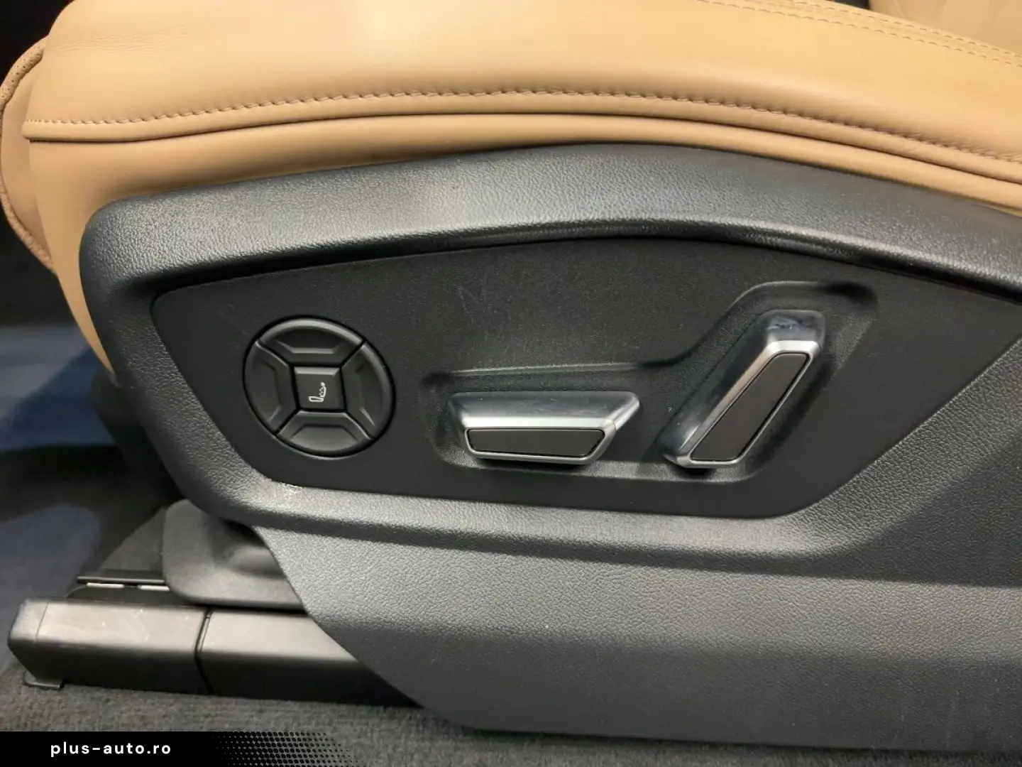 AUDI Q8 50 TDI quattro tiptr. LED STDHZG PANO NAVI