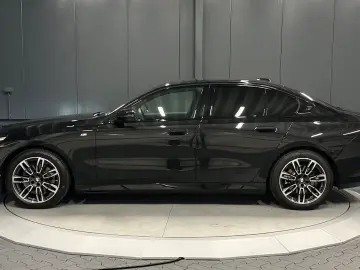 BMW 520d Lim. M-Sport  Travel Driving-Assist LEDER
