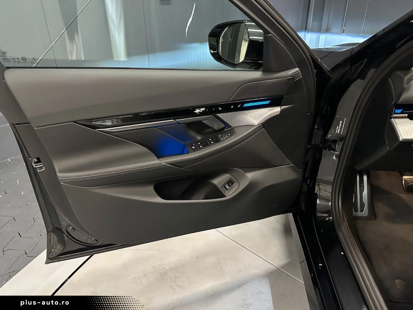 BMW 520d Lim. M-Sport  Travel Driving-Assist LEDER