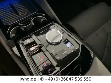 BMW 520 i M Sport LED  HeadUp DrivingProf Memory