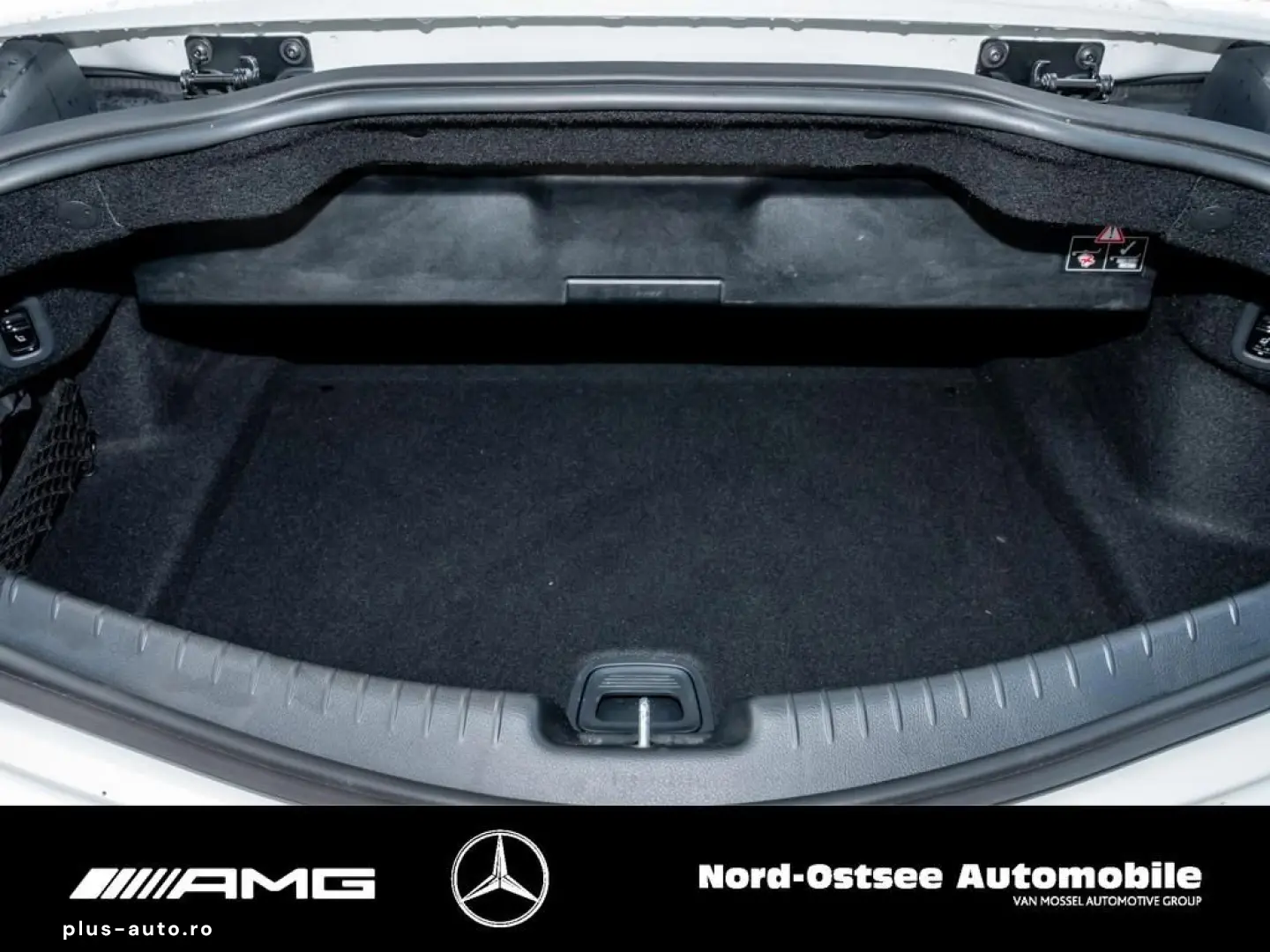 MERCEDES-BENZ CLE 200 AMG ADV DIGITAL LIGHT DISTRO 360