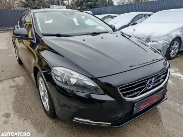 Volvo V40 D2