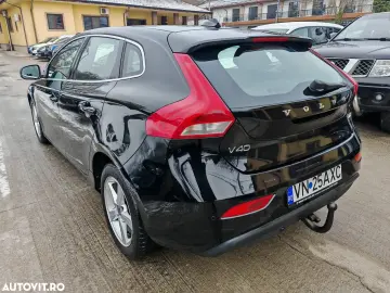 Volvo V40 D2