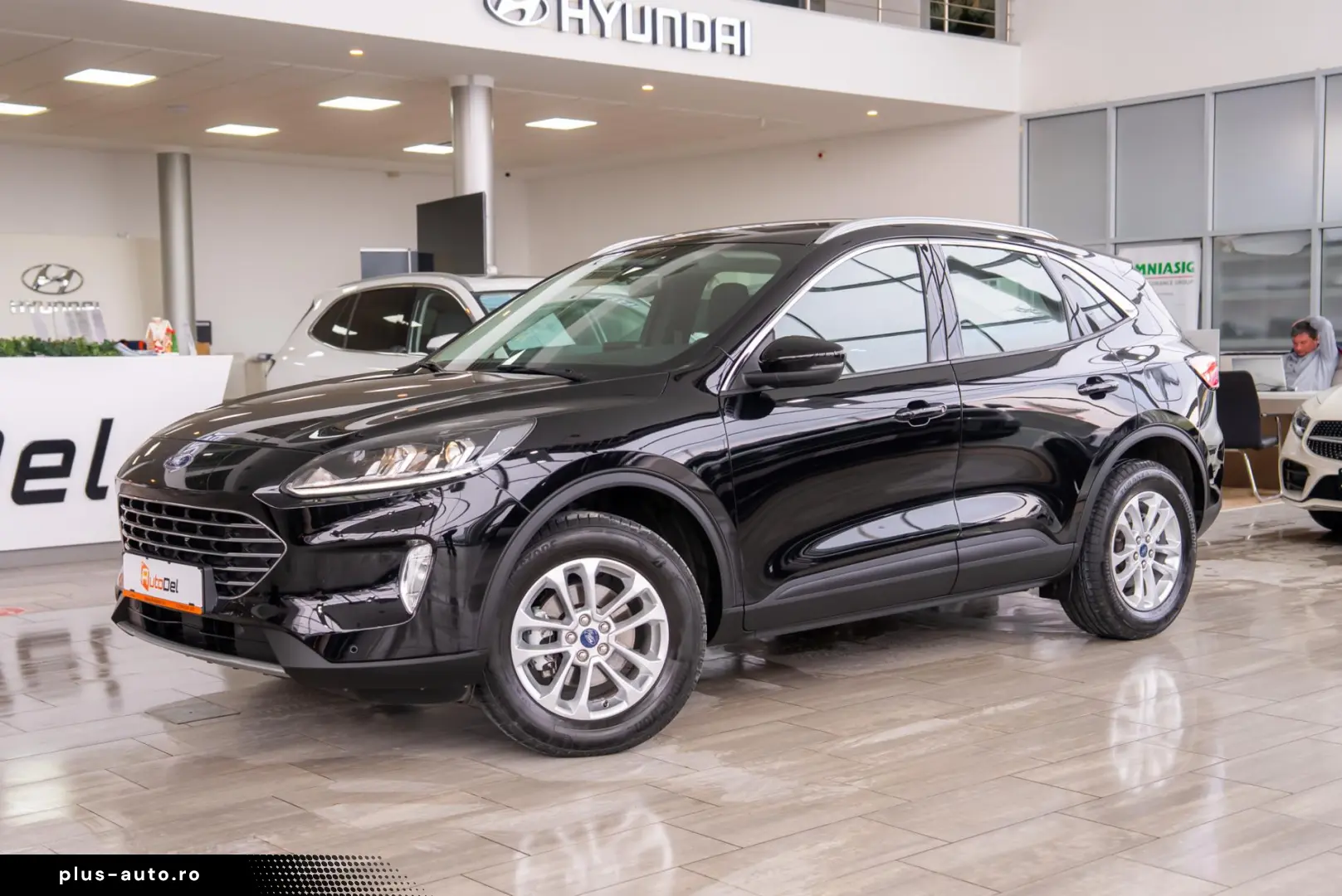 Ford Kuga Titanium Hybrid 2.5 190CV BVA6 E6dT