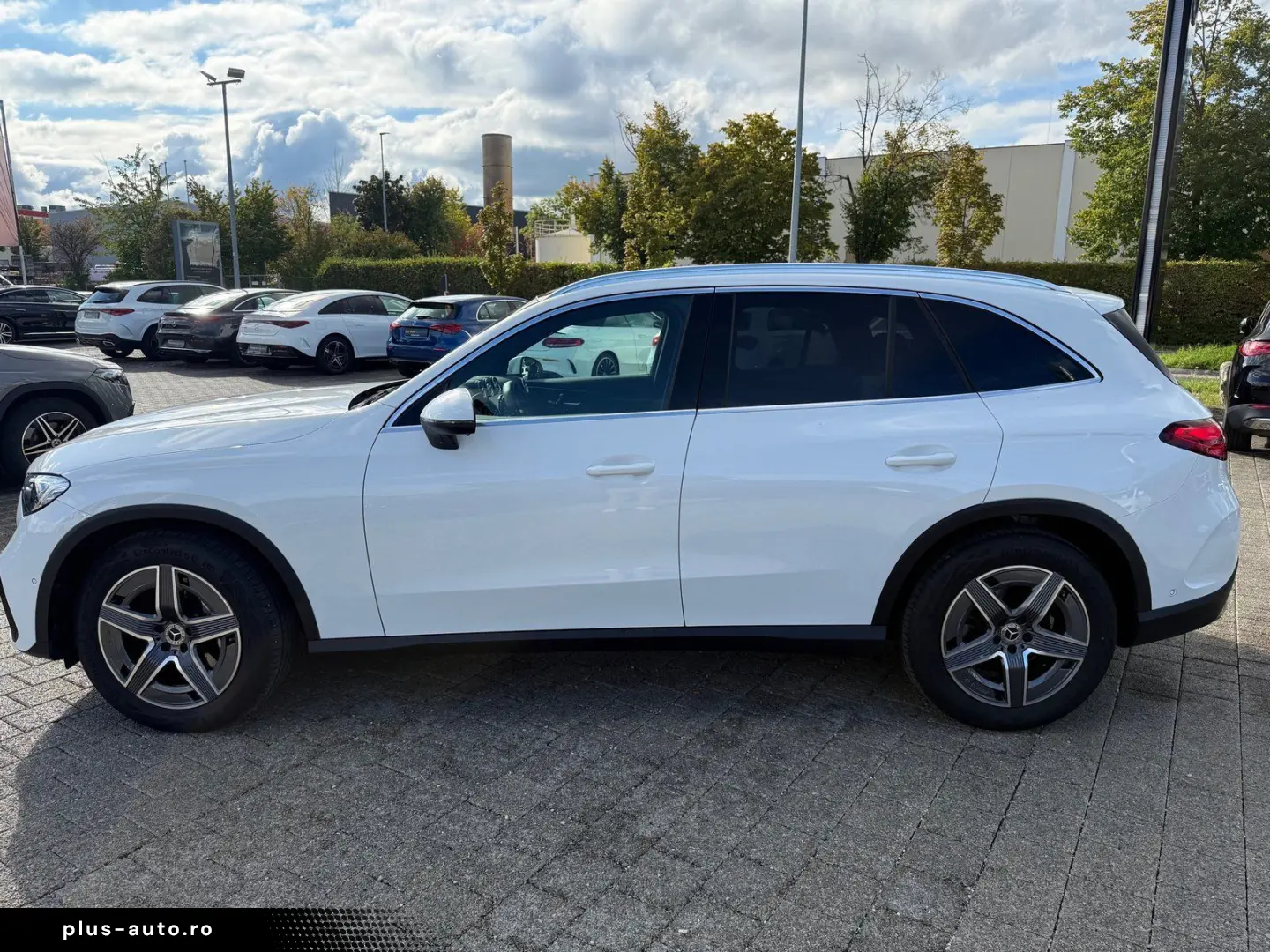 MERCEDES-BENZ GLC 220 d AMG Advanced Pano Winter-Paket LED