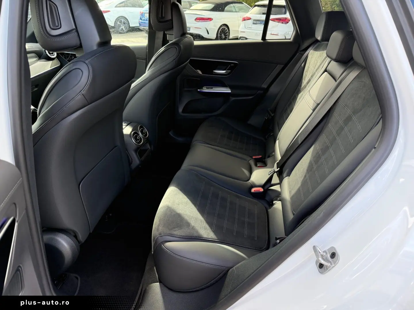 MERCEDES-BENZ GLC 220 d AMG Advanced Pano Winter-Paket LED