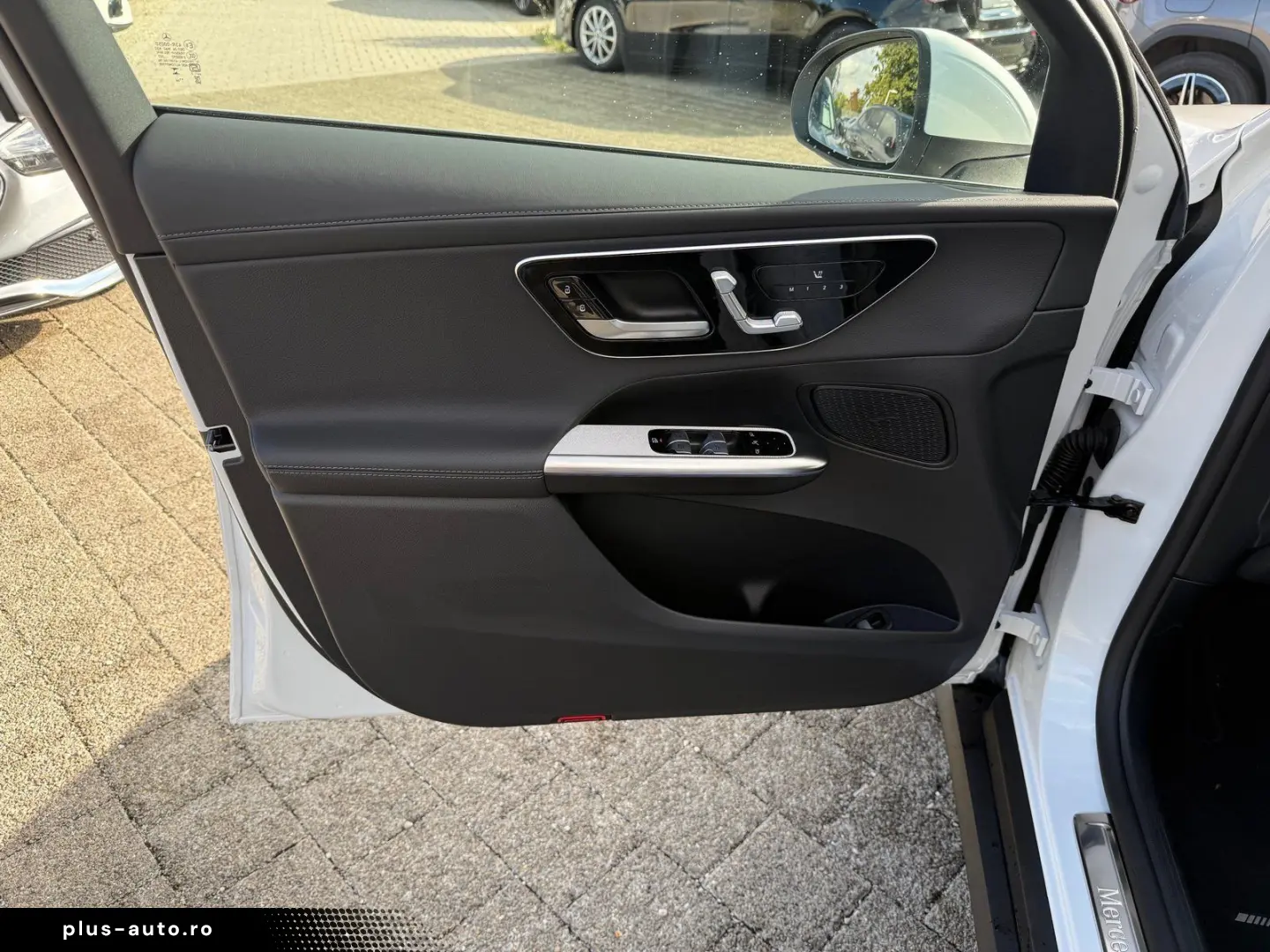 MERCEDES-BENZ GLC 220 d AMG Advanced Pano Winter-Paket LED