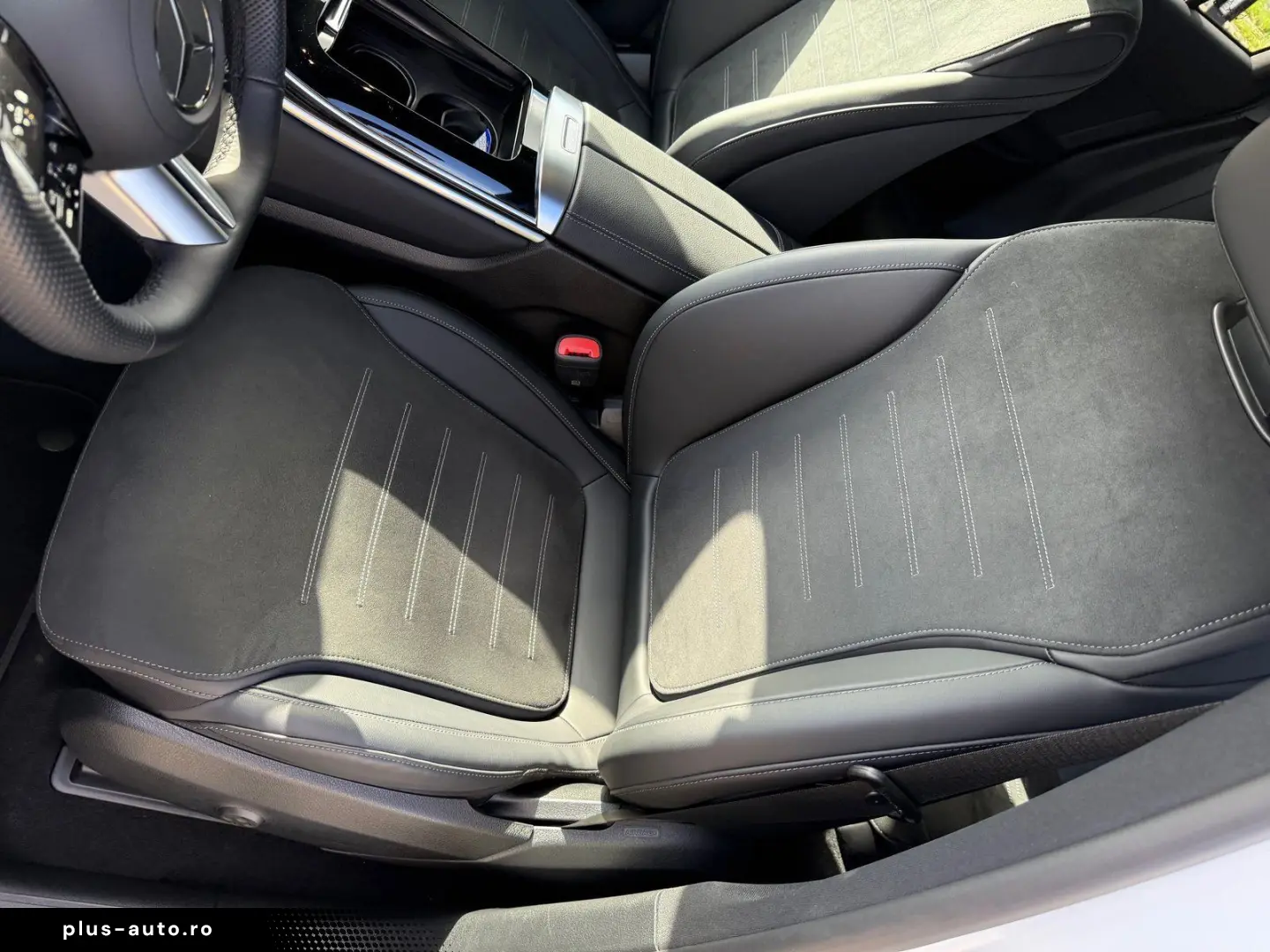 MERCEDES-BENZ GLC 220 d AMG Advanced Pano Winter-Paket LED