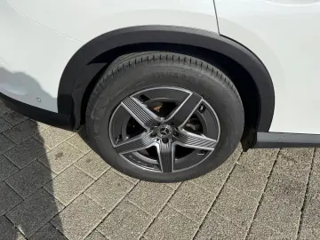 MERCEDES-BENZ GLC 220 d AMG Advanced Pano Winter-Paket LED