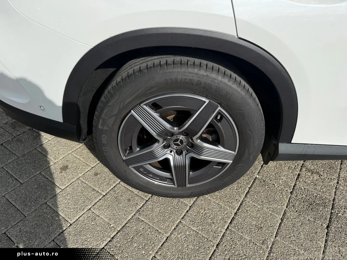 MERCEDES-BENZ GLC 220 d AMG Advanced Pano Winter-Paket LED