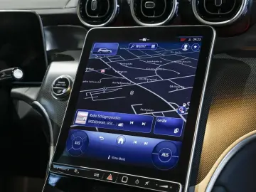 MERCEDES-BENZ GLC 220 d 4M AMG Panorama Rückfahrkamera LED