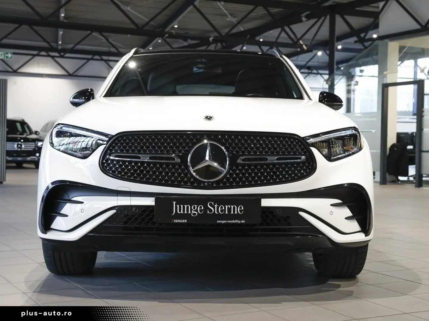 MERCEDES-BENZ GLC 220 d 4M AMG Panorama Rückfahrkamera LED