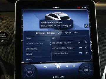 MERCEDES-BENZ GLC 220 d 4M AMG Panorama Rückfahrkamera LED