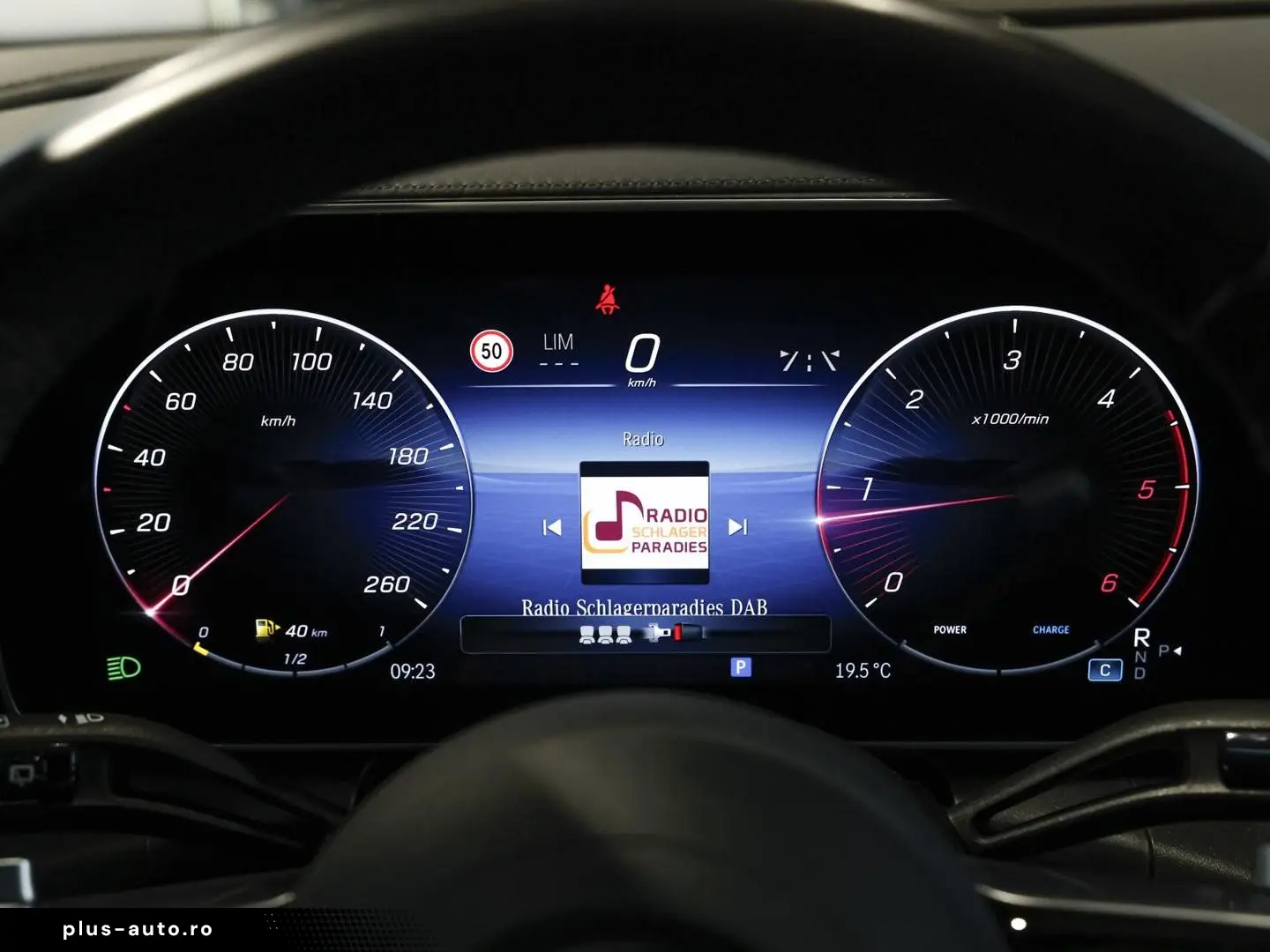 MERCEDES-BENZ GLC 220 d 4M AMG Panorama Rückfahrkamera LED