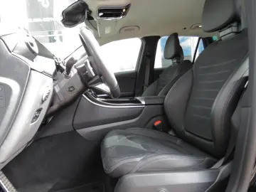 MERCEDES-BENZ GLC 220 d 4Matic AMG LINE AHK EL. SITZ&hellip;