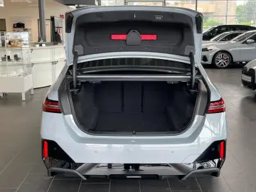 BMW 520d M Sport Pro K.Zg HUD Pano A-LED 360 Kam H-K