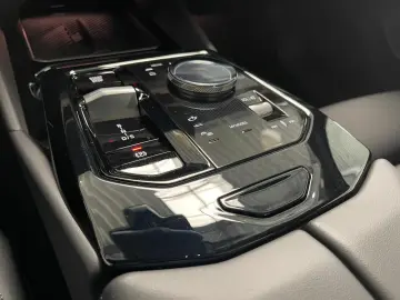 BMW 520d M Sport Pro K.Zg HUD Pano A-LED 360 Kam H-K