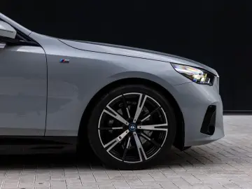 BMW 530 5-serie 530e M Sport Edition   M-Sport   Ada