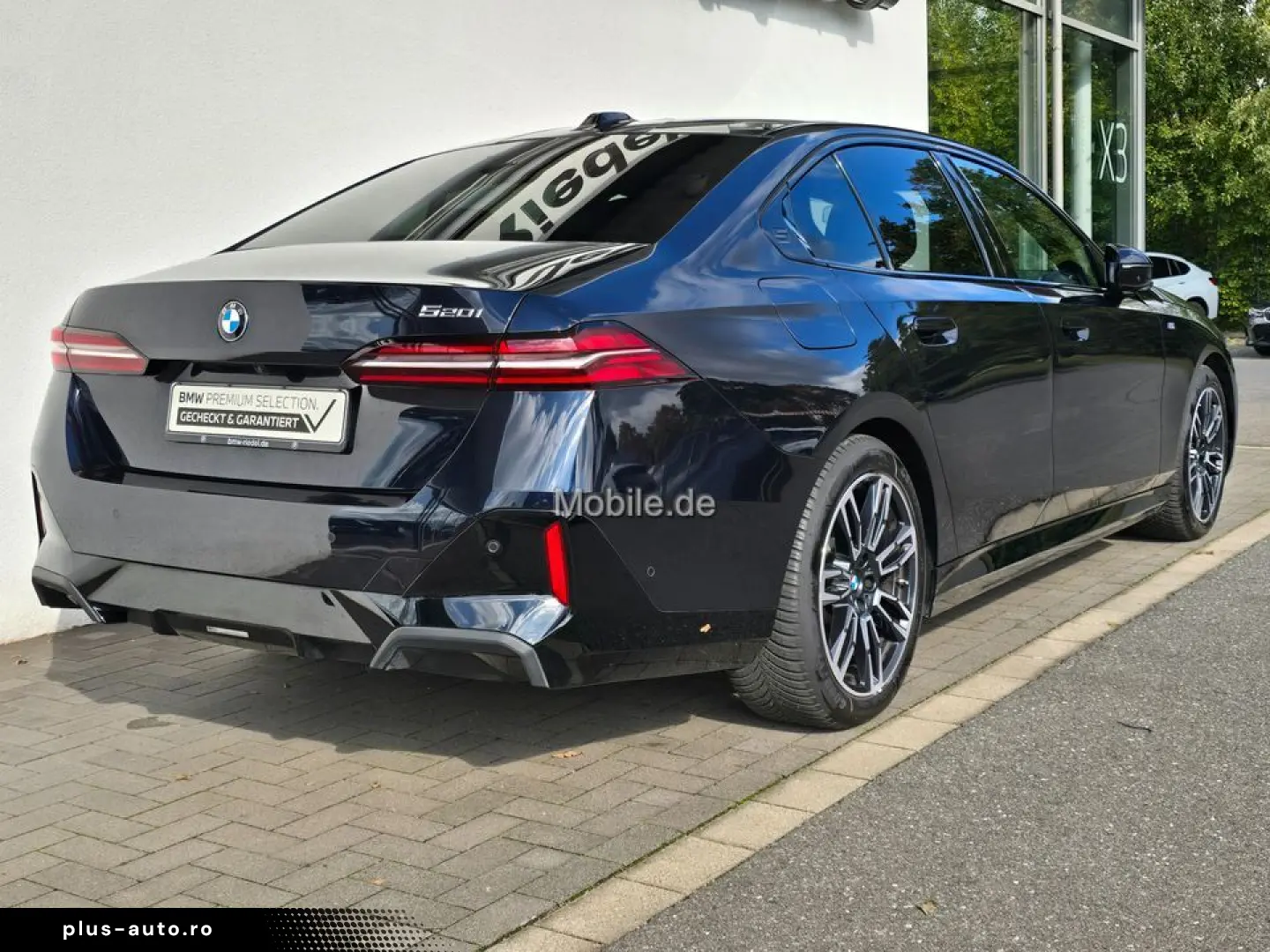 BMW 520i M Sportpaket Komfortsitze Panorama AHK