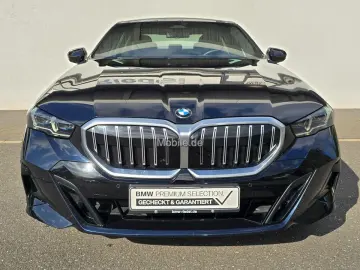 BMW 520i M Sportpaket Komfortsitze Panorama AHK