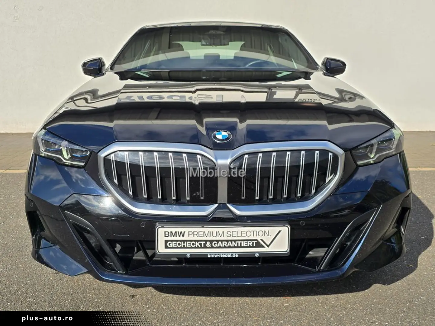BMW 520i M Sportpaket Komfortsitze Panorama AHK