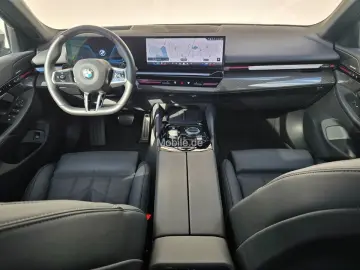 BMW 520i M Sportpaket Komfortsitze Panorama AHK