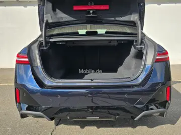 BMW 520i M Sportpaket Komfortsitze Panorama AHK