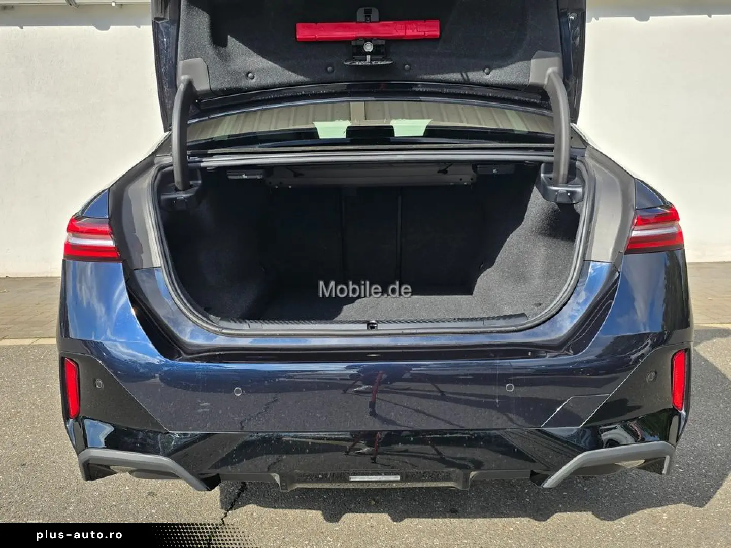 BMW 520i M Sportpaket Komfortsitze Panorama AHK