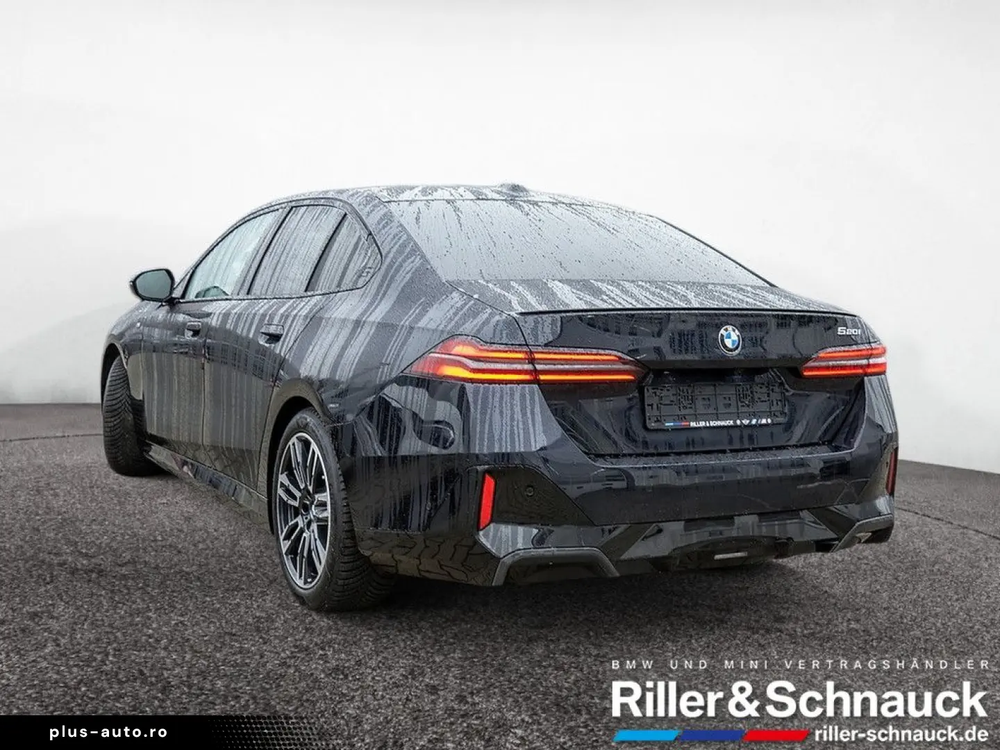 BMW 520i M-Sport Pro SITZBELÜFTUNG PANO 360  STANDHZ