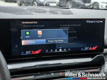 BMW 520i M-Sport Pro SITZBELÜFTUNG PANO 360  STANDHZ