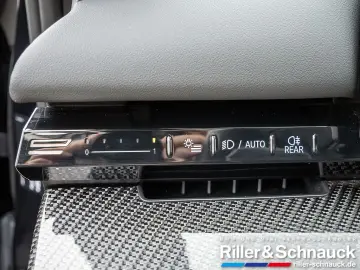 BMW 520i M-Sport Pro SITZBELÜFTUNG PANO 360  STANDHZ