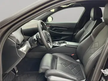 BMW 540d xDrive Limousine M Sport Standheizung LED