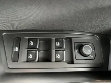 VW T-Roc United R-Line 2.0 TDI DSG 4M LED AHZV ACC