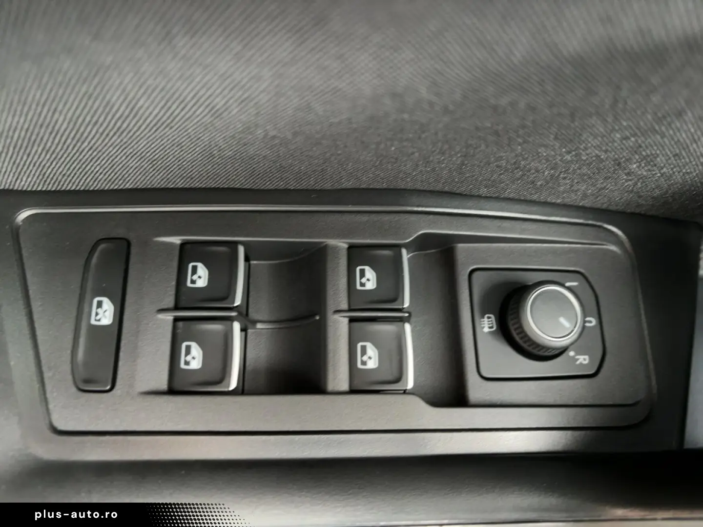 VW T-Roc United R-Line 2.0 TDI DSG 4M LED AHZV ACC