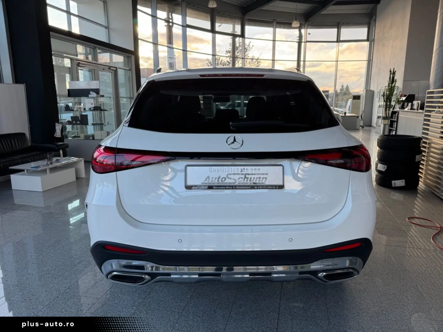 MERCEDES-BENZ GLC 220 d 4M AMG Pano AHK Winter-Paket Kamera