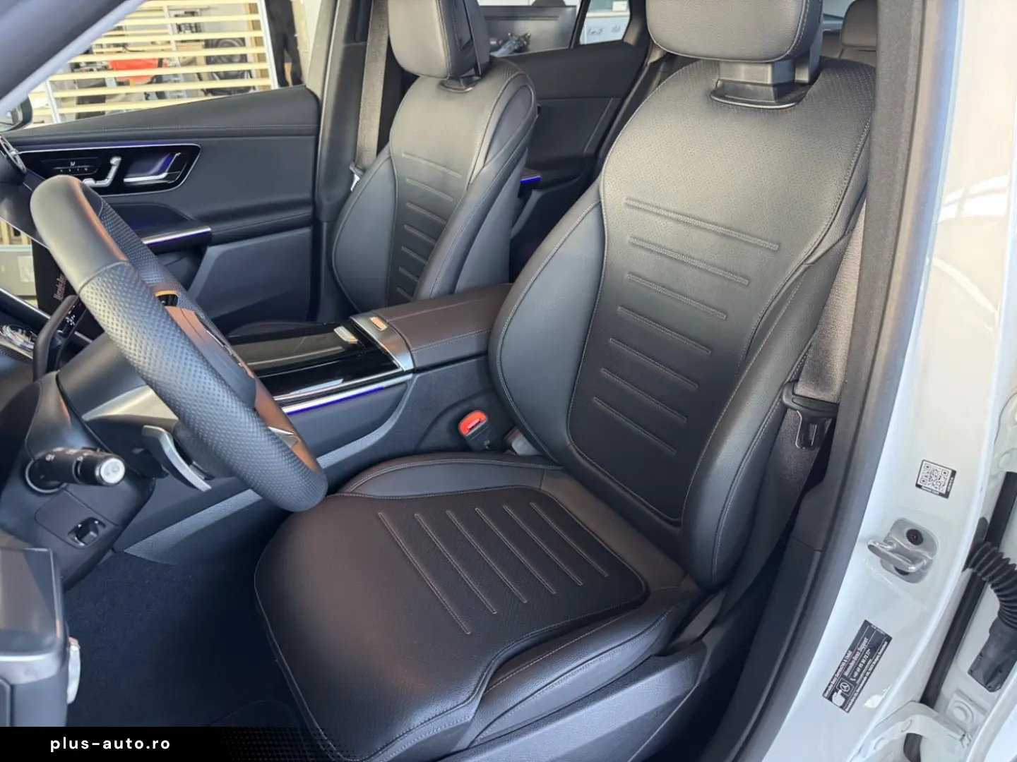 MERCEDES-BENZ GLC 220 d 4M AMG Pano AHK Winter-Paket Kamera