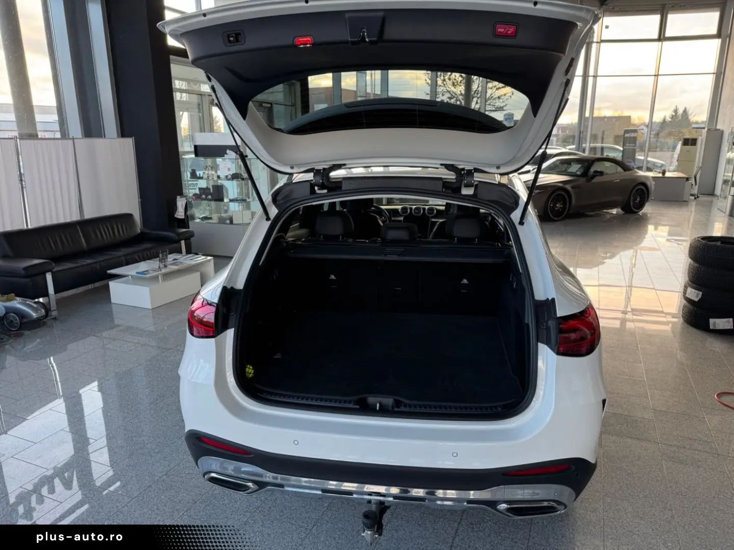 MERCEDES-BENZ GLC 220 d 4M AMG Pano AHK Winter-Paket Kamera