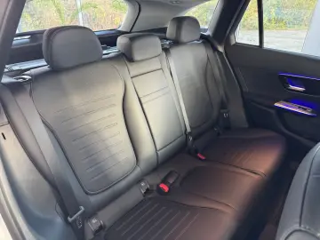 MERCEDES-BENZ GLC 220 d 4M AMG Pano AHK Winter-Paket Kamera