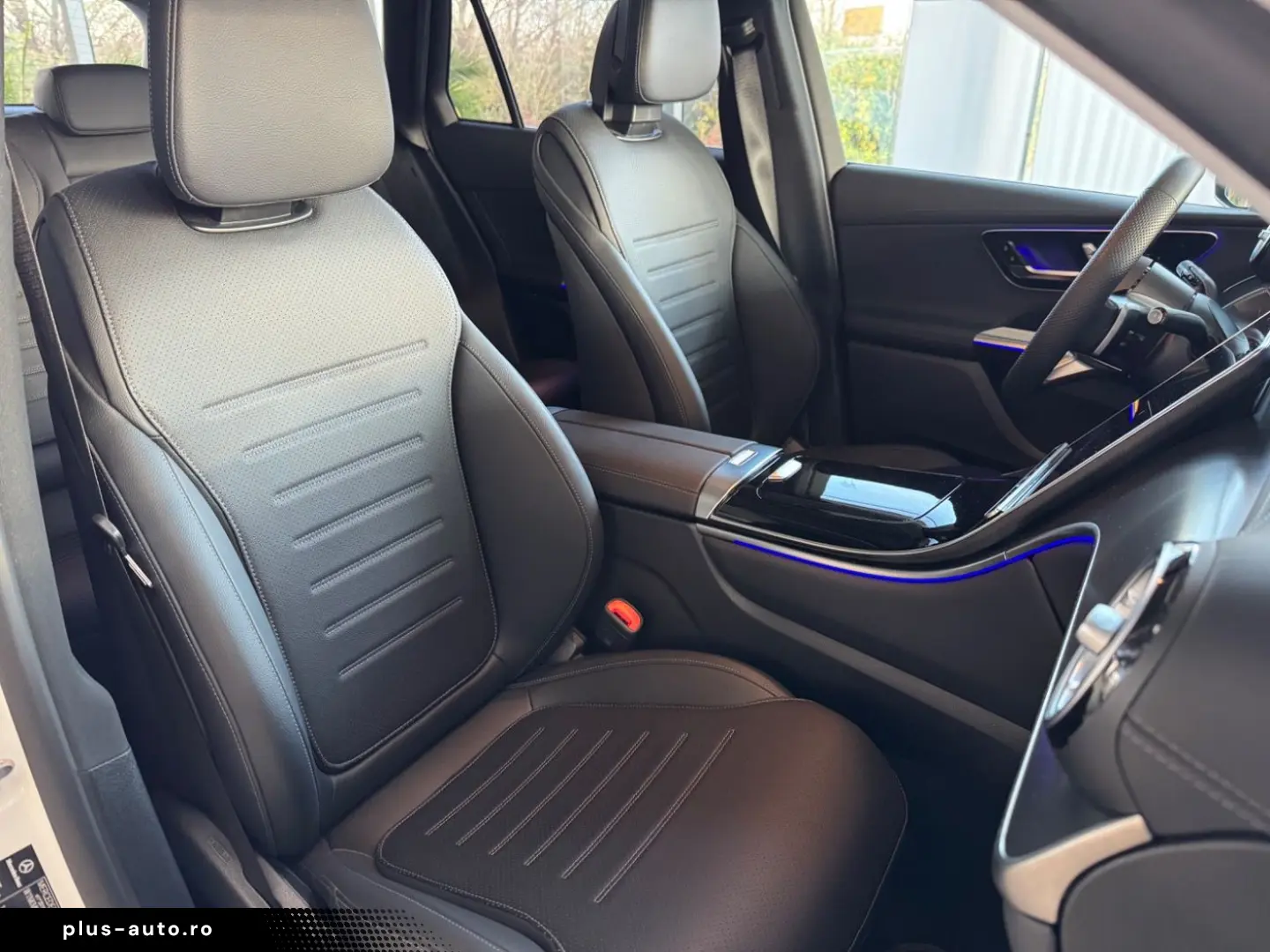 MERCEDES-BENZ GLC 220 d 4M AMG Pano AHK Winter-Paket Kamera