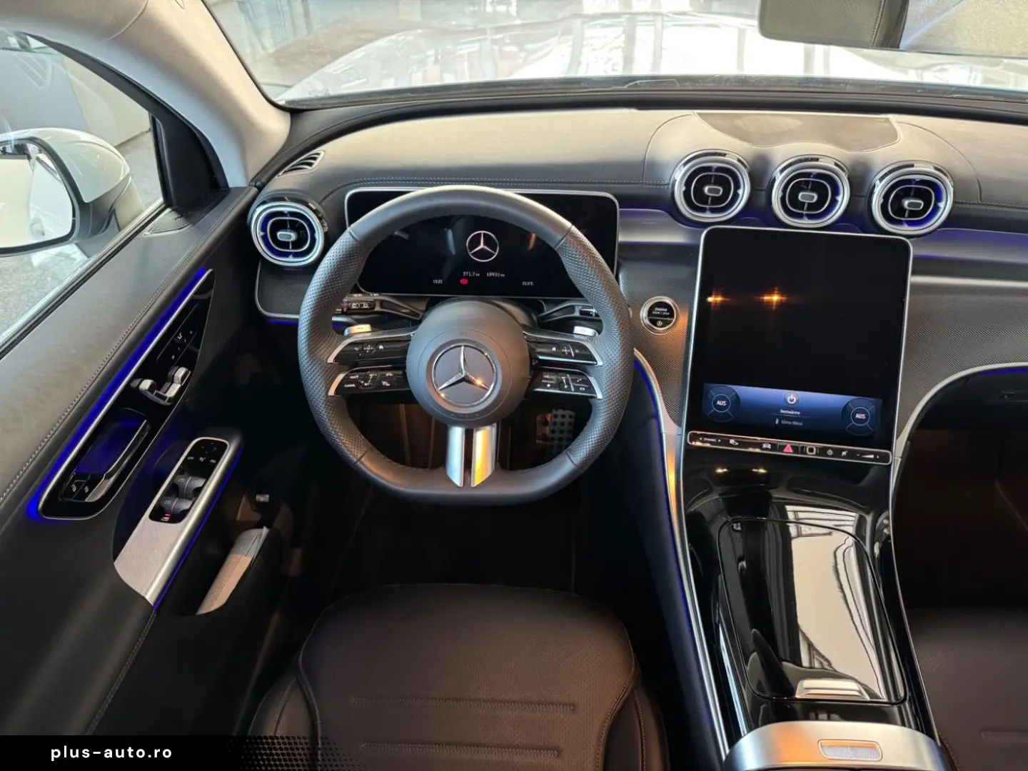 MERCEDES-BENZ GLC 220 d 4M AMG Pano AHK Winter-Paket Kamera