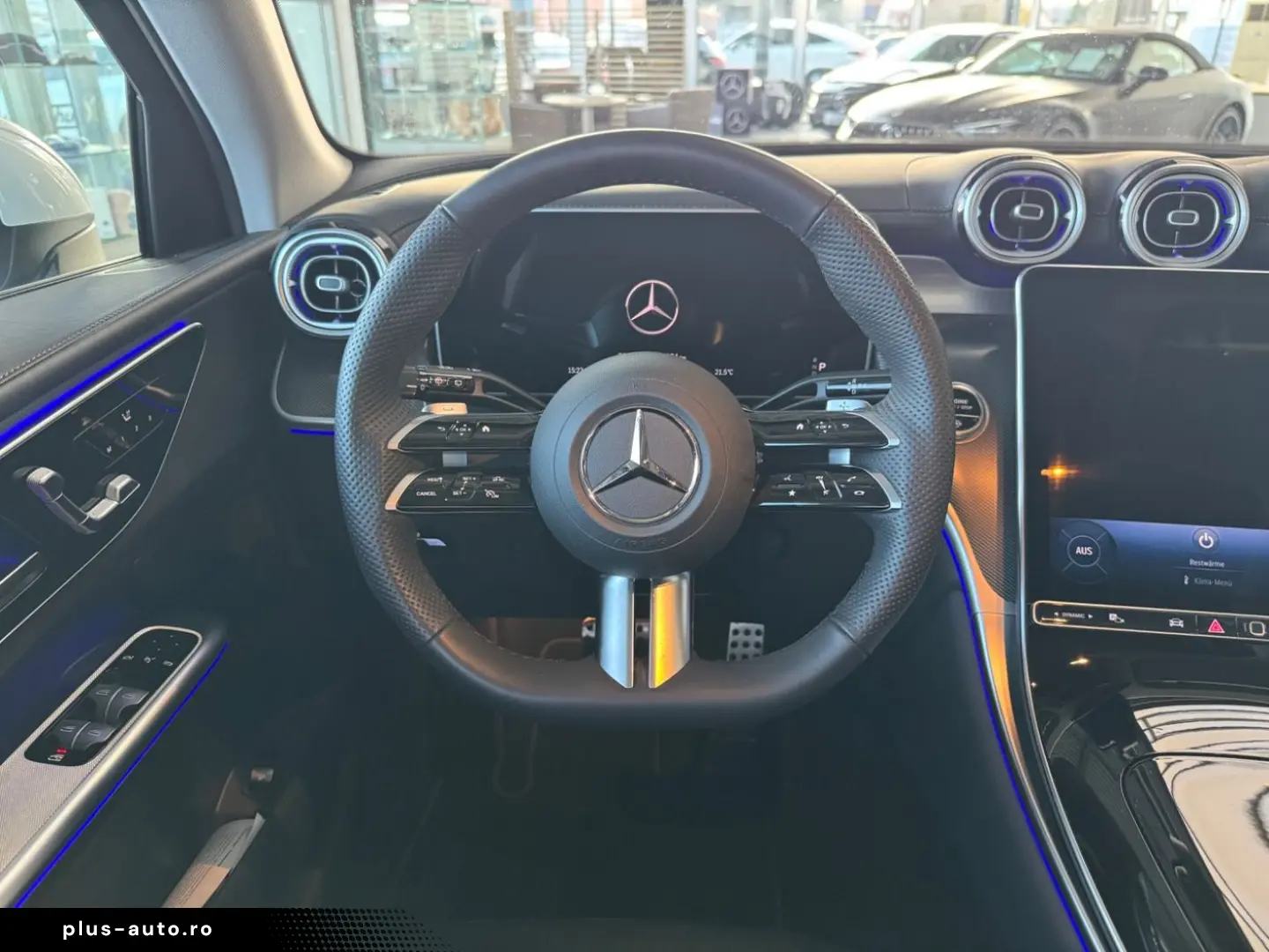 MERCEDES-BENZ GLC 220 d 4M AMG Pano AHK Winter-Paket Kamera